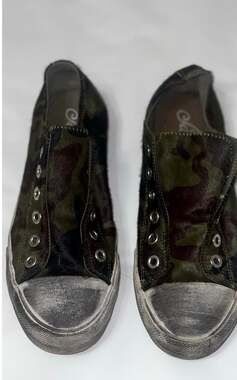 Naughty Monkey Shalomar Camo Slip On canvas with dyed pony hair no tie, size 9